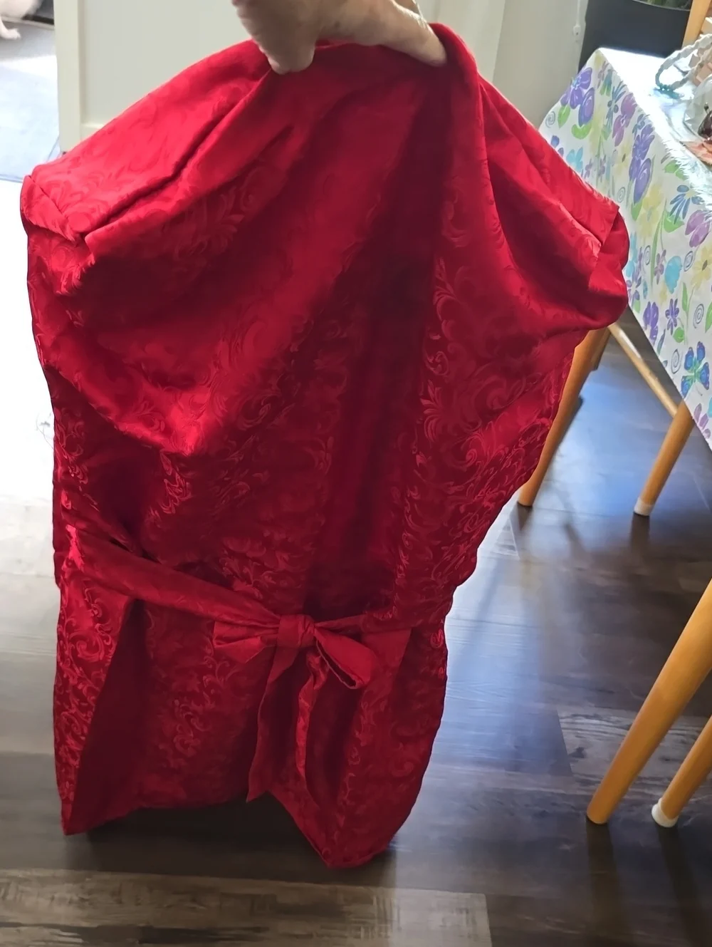 Red jaquard Tie-Back Chair Cover, set of 6